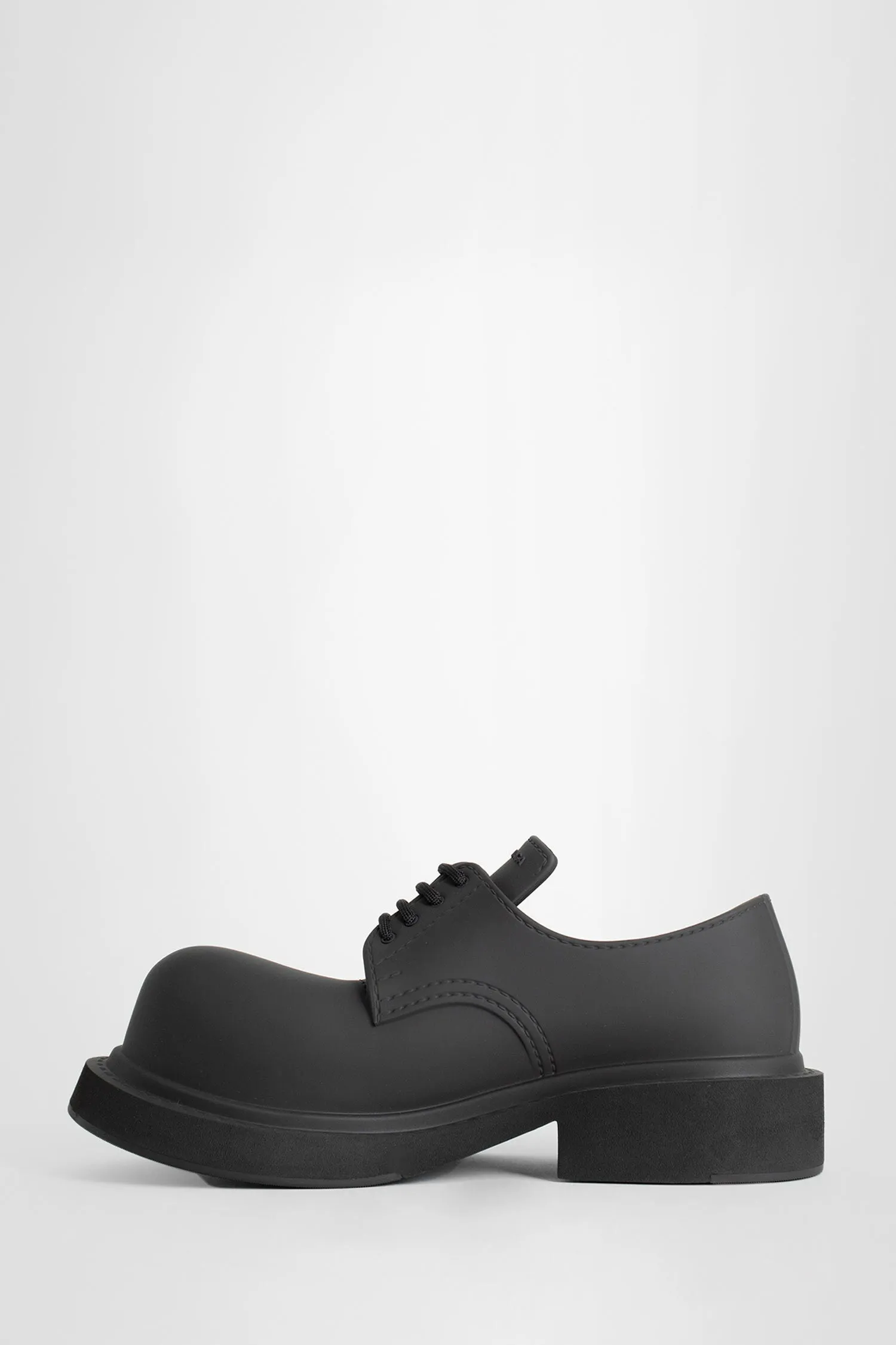 BALENCIAGA MAN BLACK LACE-UPS