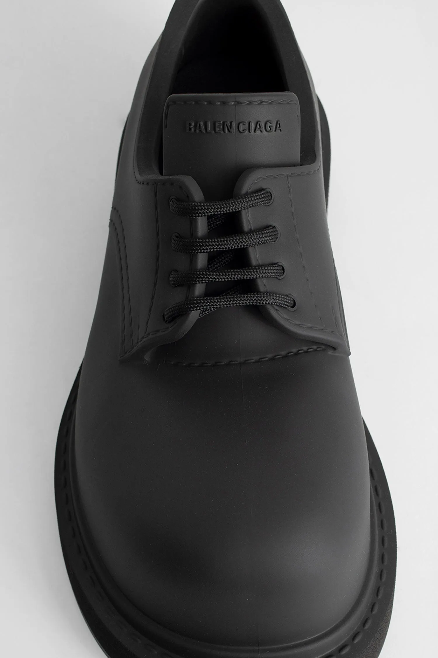 BALENCIAGA MAN BLACK LACE-UPS