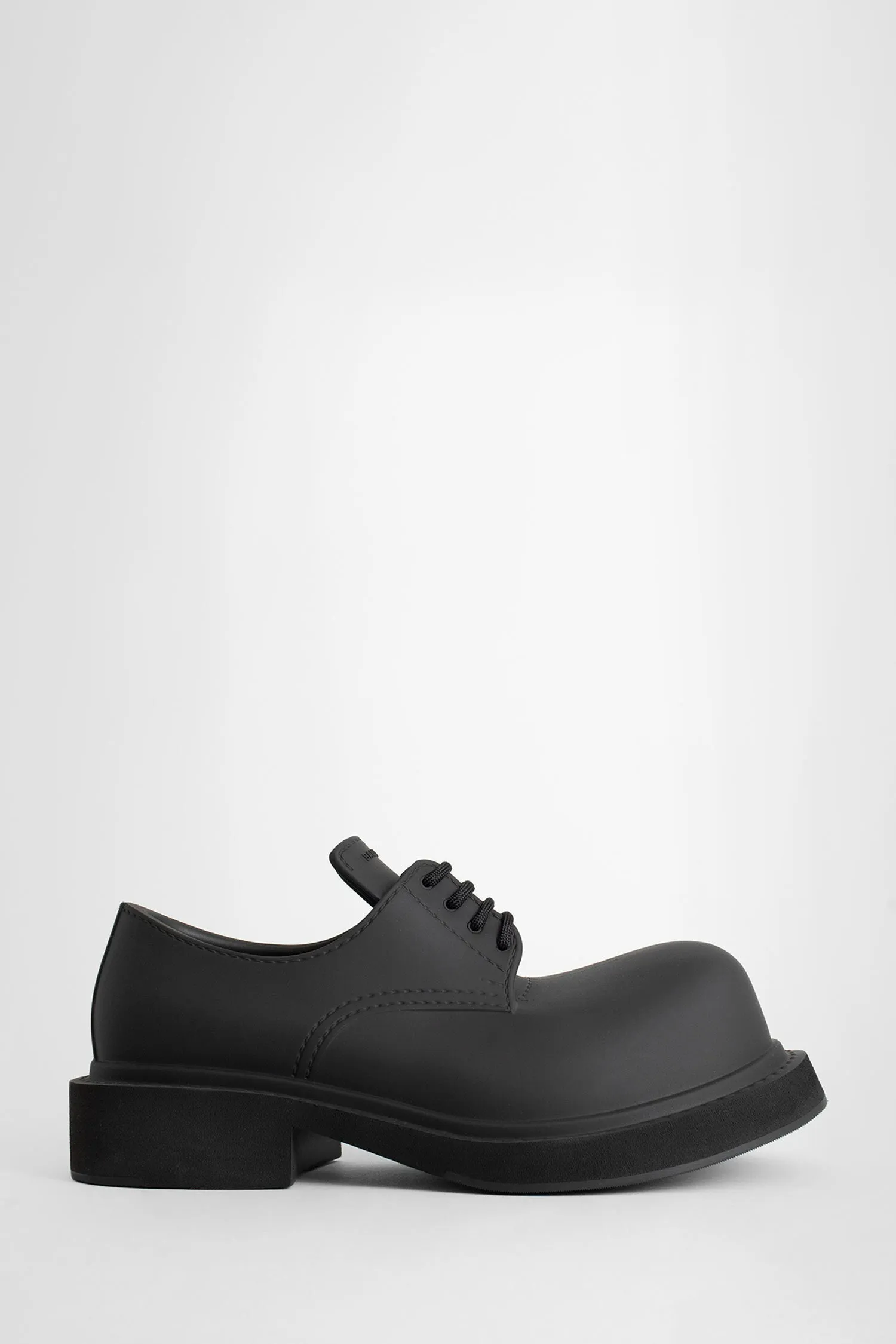 BALENCIAGA MAN BLACK LACE-UPS