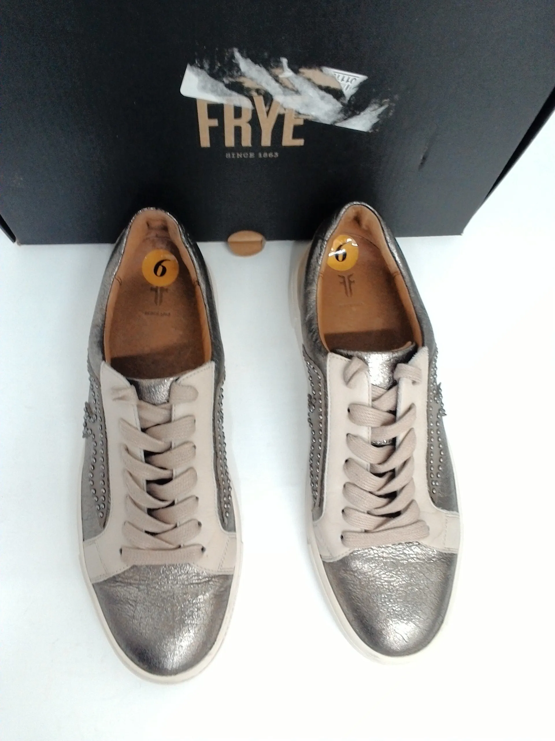 FRYE Women's leather Lena Zip Low sneakears Bronze size 6M