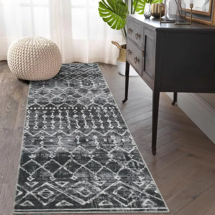 GARVEE Bohemian Moroccan Rug 2'x3' Non-Slip, Washable, Polyester, Low Pile, Black & Ivory, Indoor Entryway, Living Room