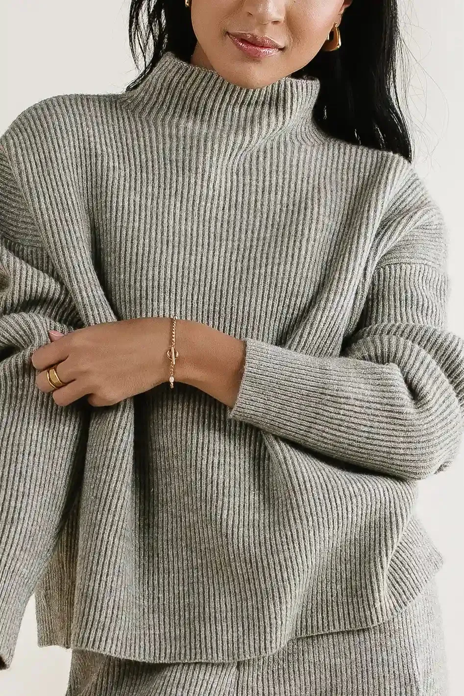 Jaya Mock Neck Sweater in Grey