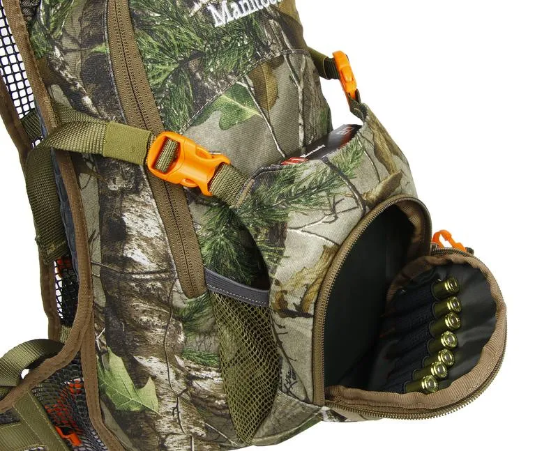 Manitoba 8 Litre Scout Pack with Bladder: Realtree Camo