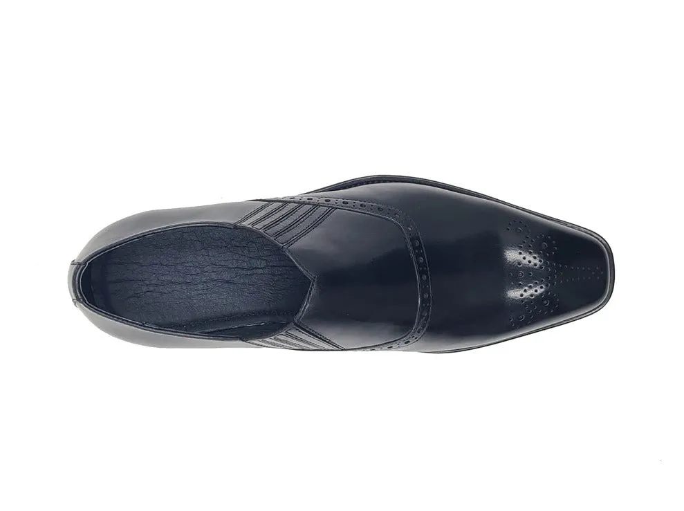 Slip-on Loafer with medallion