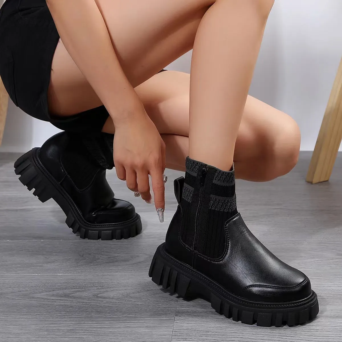 Women's Fashion Mid-Tube Side Zipper Non-Slip Thick Sole Boots